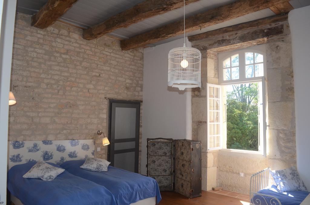 Le Gobelin - La Maisou Serignac  Экстерьер фото