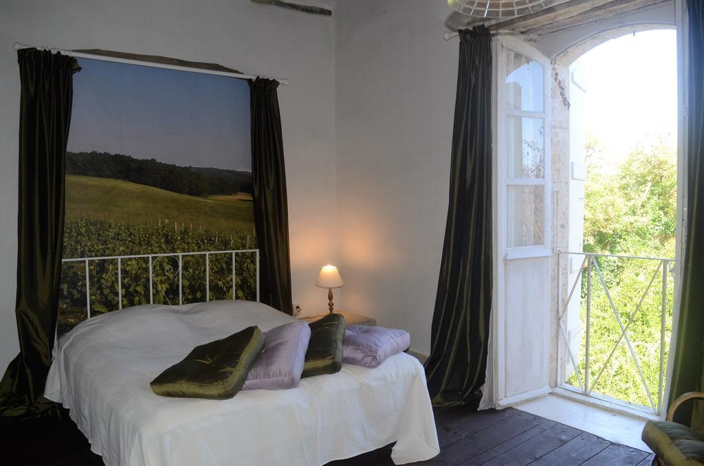 Le Gobelin - La Maisou Serignac  Экстерьер фото